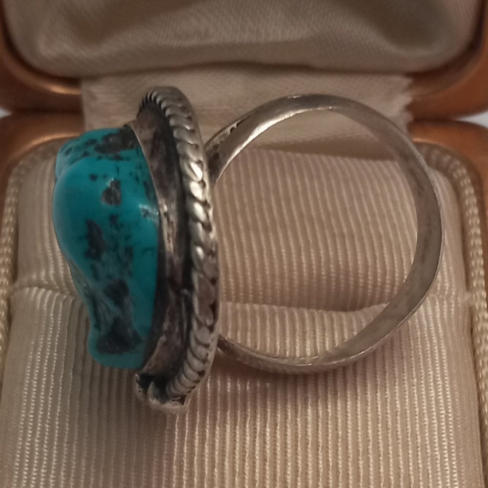 Vintage Silver Ring Large Turquoise Gemstone - image 7
